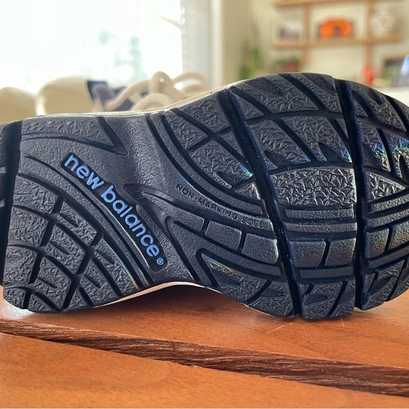 Toddler New Balance - Picture 2 of 3